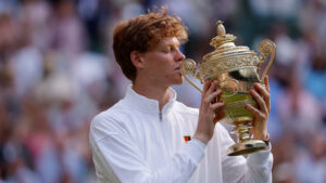 SINNER DEFEATS ALCARAZ TO LIFT WIMBLEDON TITLE